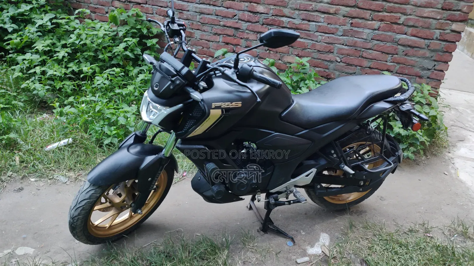 Yamaha FZS V4 2025 Black