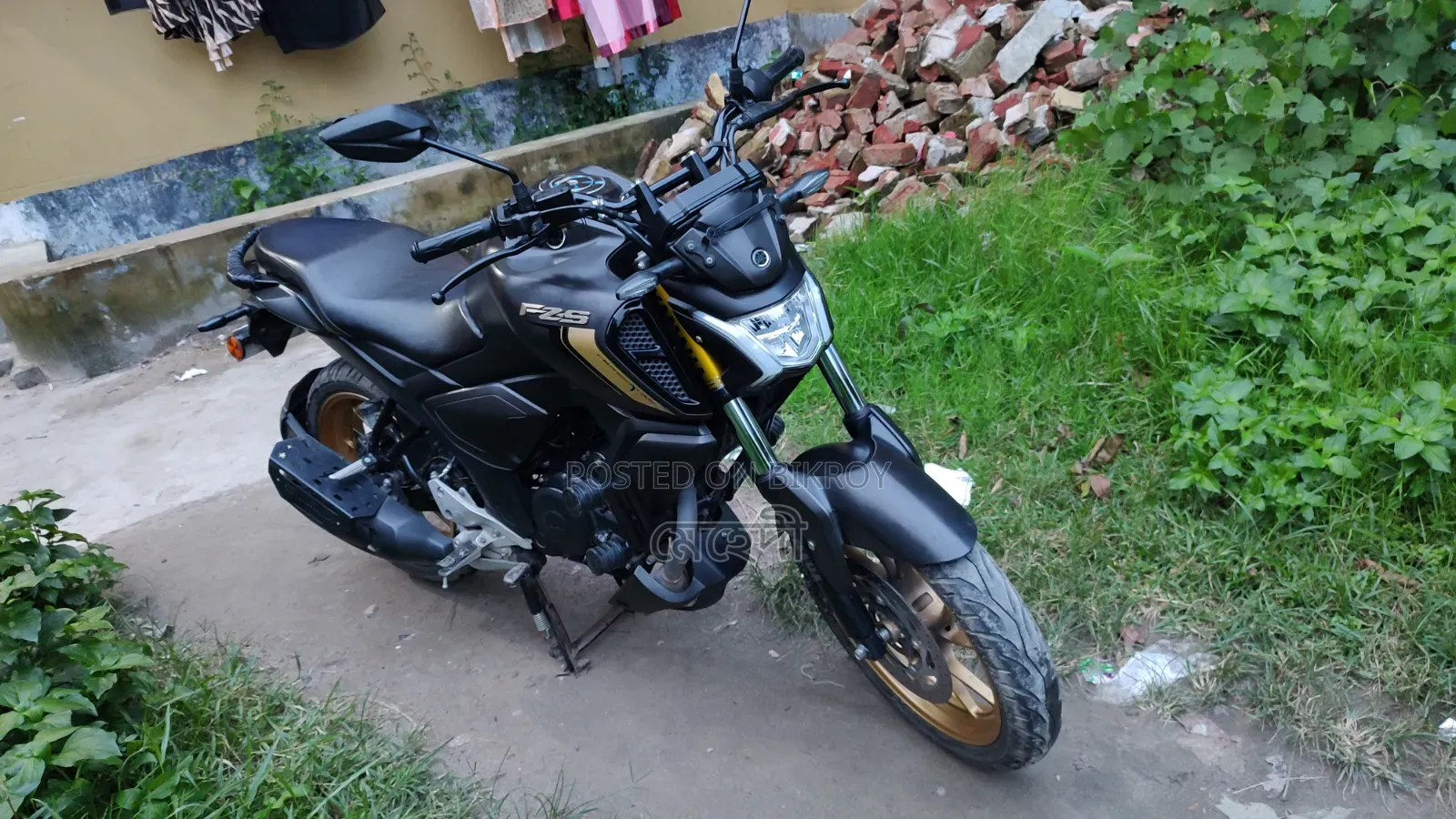 Yamaha FZS V4 2025 Black