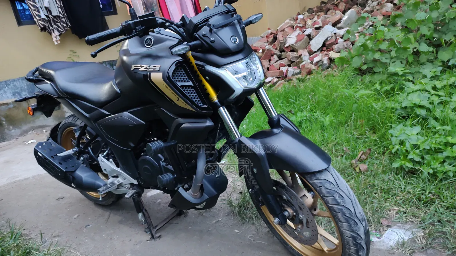 Yamaha FZS V4 2025 Black