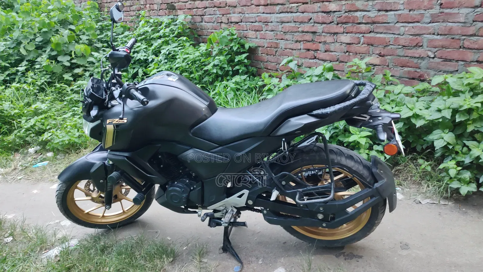 Yamaha FZS V4 2025 Black