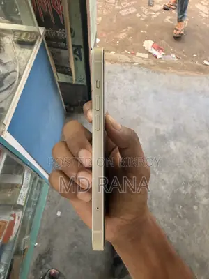অ্যাপল আইফোন ১৩ ১২৮ জিবি সাদা