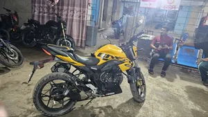 Suzuki Gixxer 2021 Yellow
