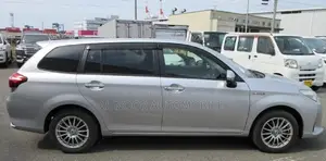 টয়োটা করোলা ফিল্ডার ২০২১ সিলভার