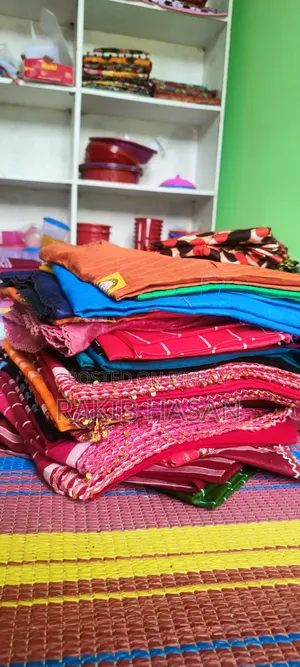 পাইকারি দোকানের গজ কাপড় থ্রি পিস এক কালার কাপড়