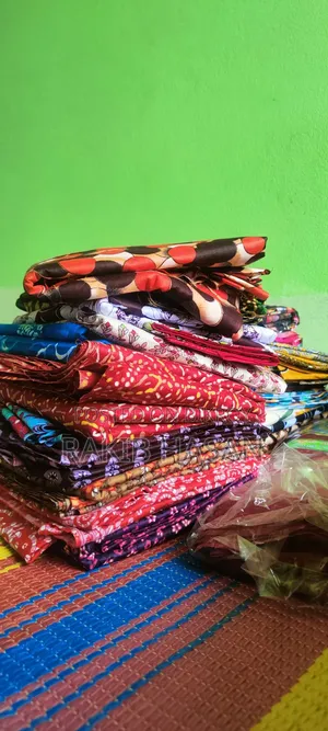 পাইকারি দোকানের গজ কাপড় থ্রি পিস এক কালার কাপড়