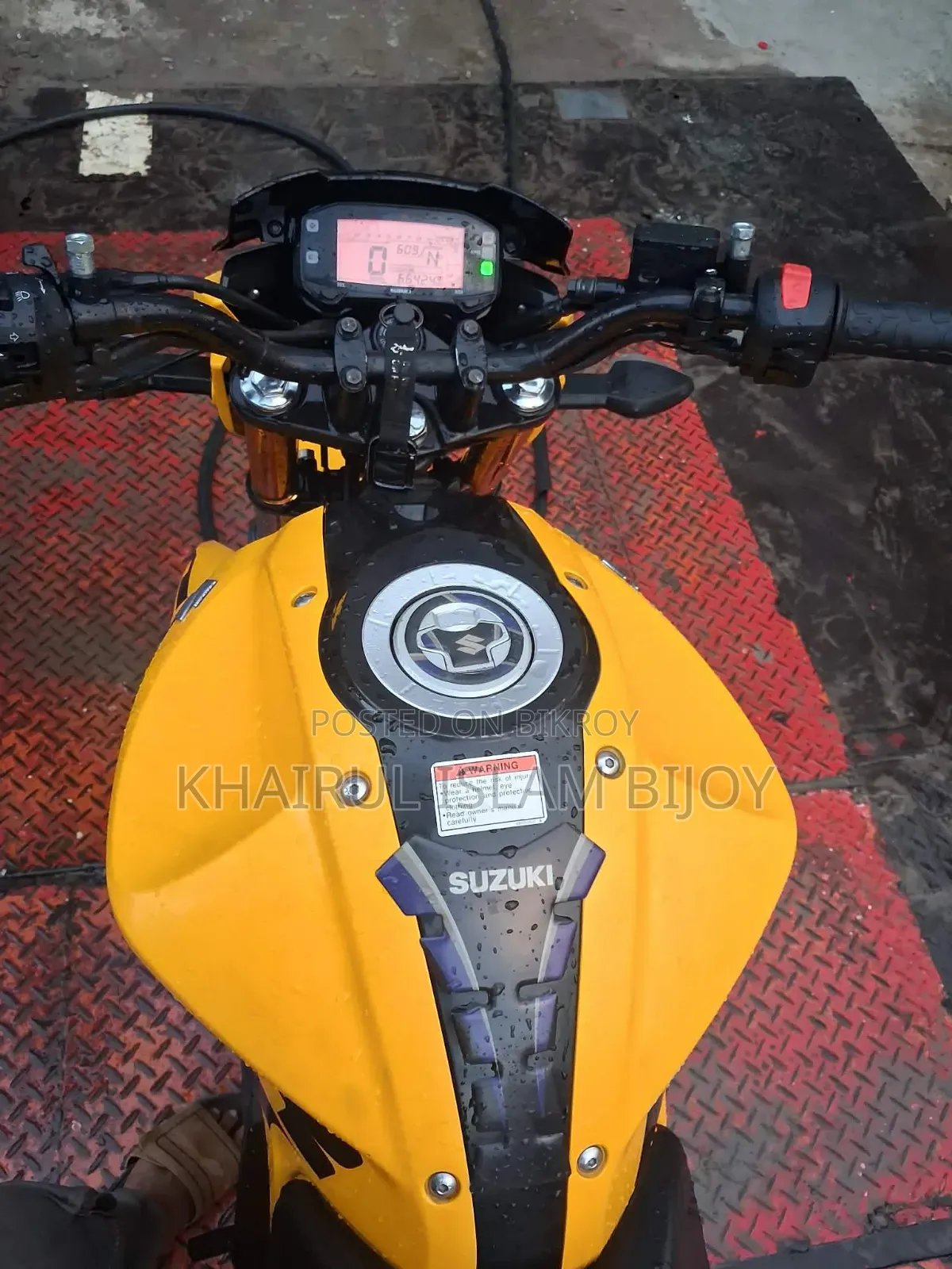 Suzuki Gixxer 2026 Yellow