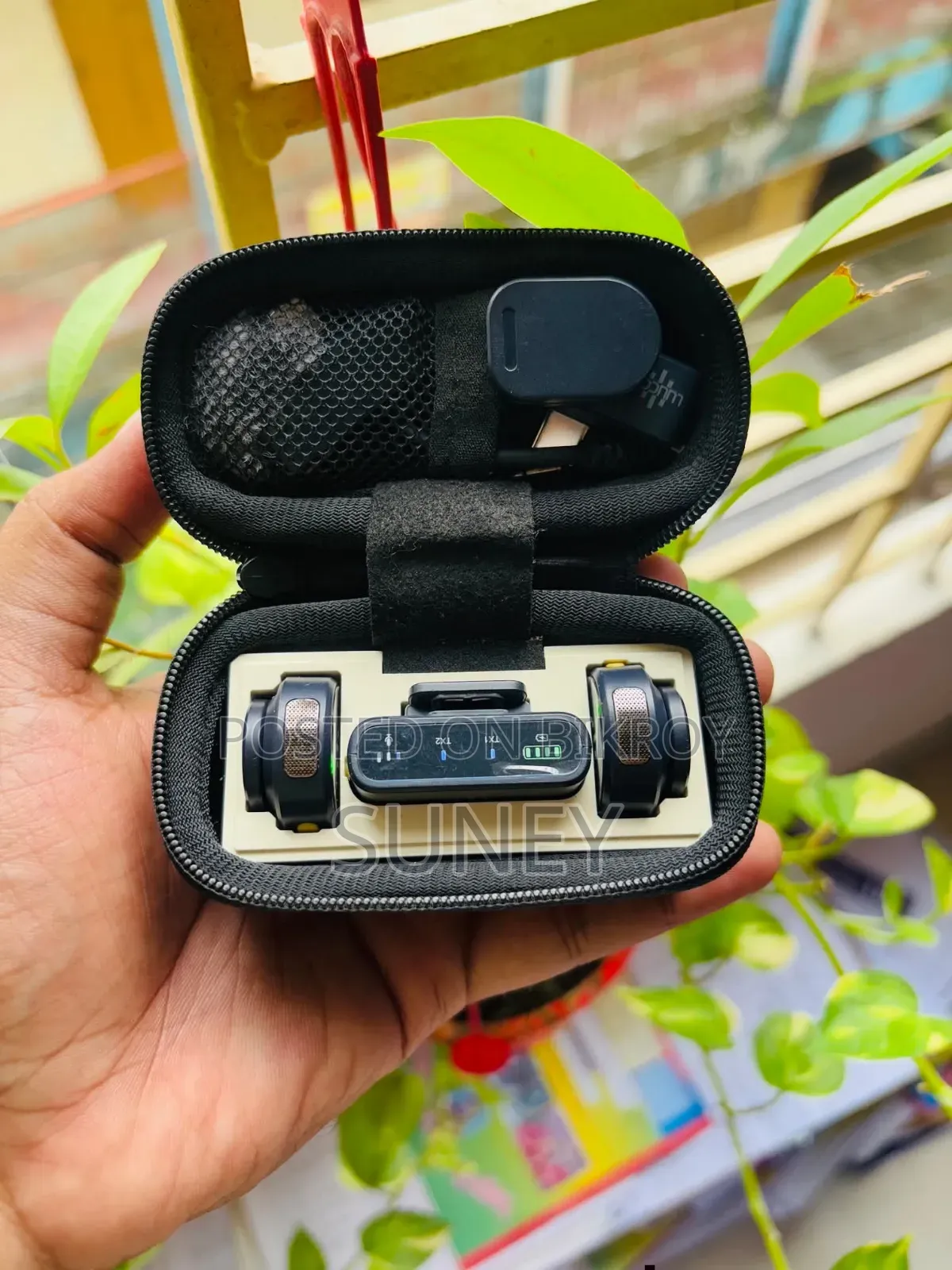Luucco Wireless Microphone Combo AirWave Pro
