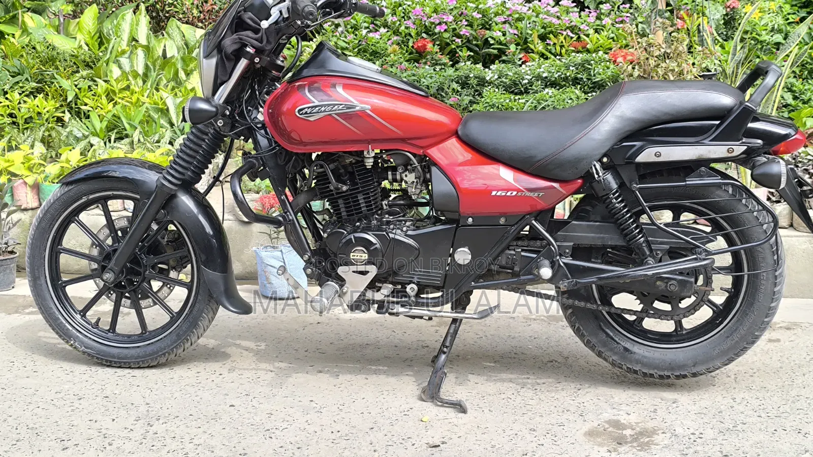 Bajaj Avenger 160 Street 2021 Red