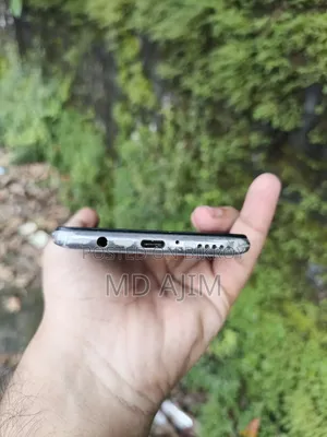 হুয়াওয়ে পি৪০ ১২৮ জিবি