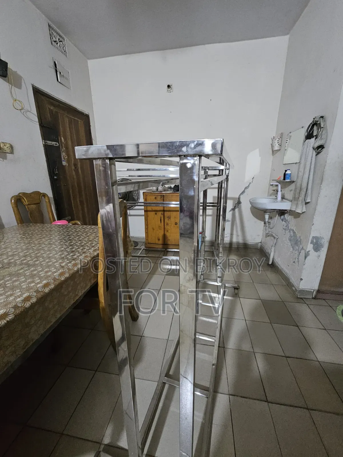 হেভি ডিউটি এসএস গার্মেন্টস ডিসপ্লে হ্যাঙ্গার র‍্যাক