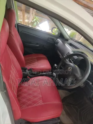 Nissan Advan 2003 White