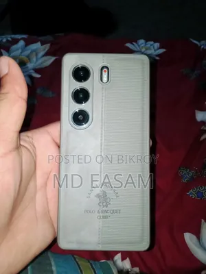 নতুন টেকনো ক্যামন ৪০ প্রো ৫জি ২৫৬ জিবি ব্ল্যাক