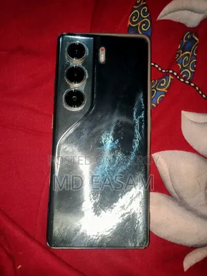 নতুন টেকনো ক্যামন ৪০ প্রো ৫জি ২৫৬ জিবি ব্ল্যাক