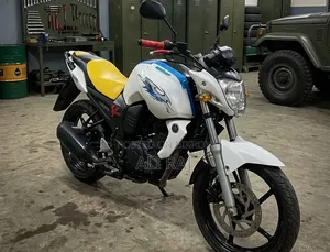 Yamaha FZ 2015 White