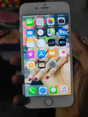 অ্যাপল আইফোন ৬ ৬৪ জিবি সিলভার