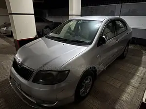 টয়োটা করোল্লা ২০০৫ সিলভার
