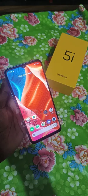 রিয়েলমি ৫আই ৬৪ জিবি নীল