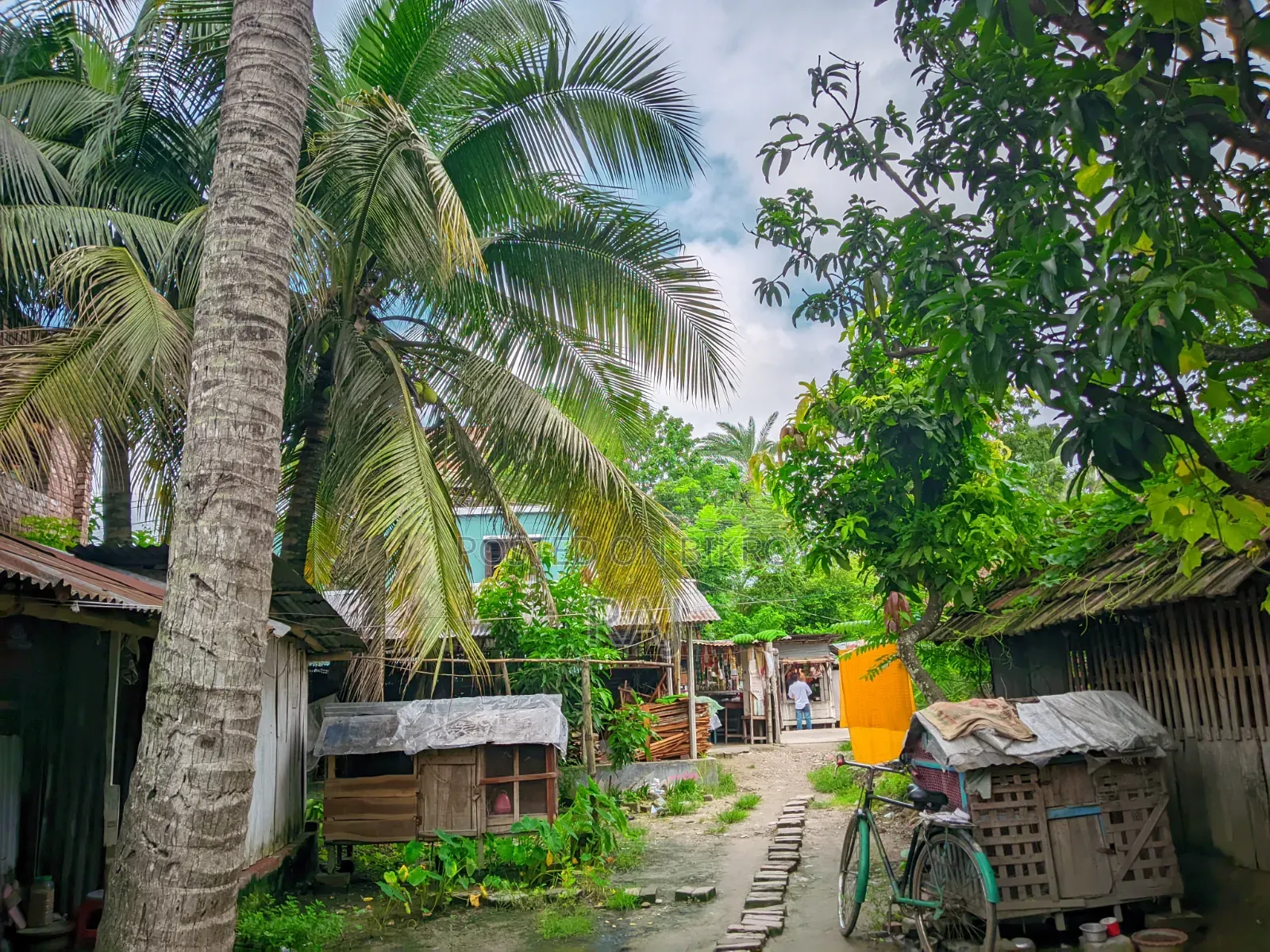 যশোর সদরে ২ বেডরুমের বাড়ি বিক্রির জন্য