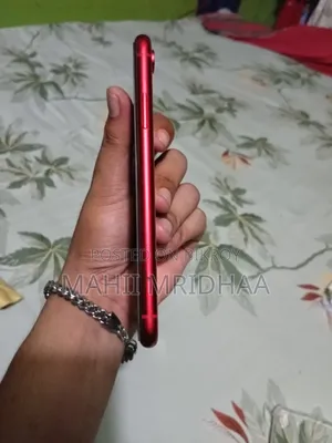 অ্যাপল আইফোন এক্সআর ১২৮ জিবি রেড