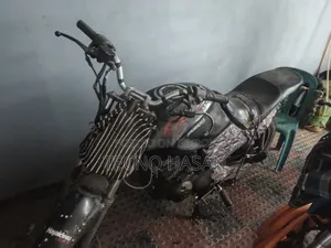 Hero Hunk 150R Xtec 2026 Black