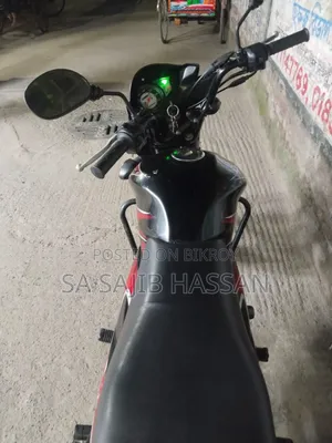 সুজুকি হায়াতে ২০১৯ ব্ল্যাক