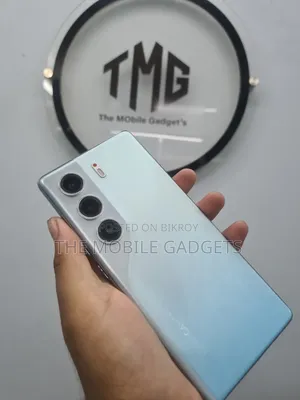 Tecno Camon 40 256 GB Silver
