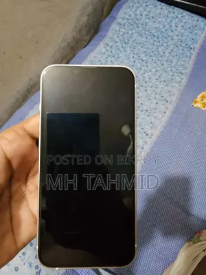 অ্যাপল আইফোন ১৩ ১২৮ জিবি হোয়াইট