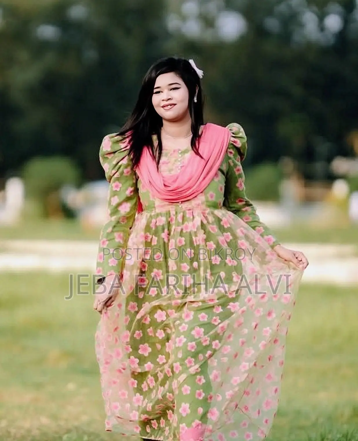 গর্জিয়াস ফ্লোরাল পার্টি গাউন