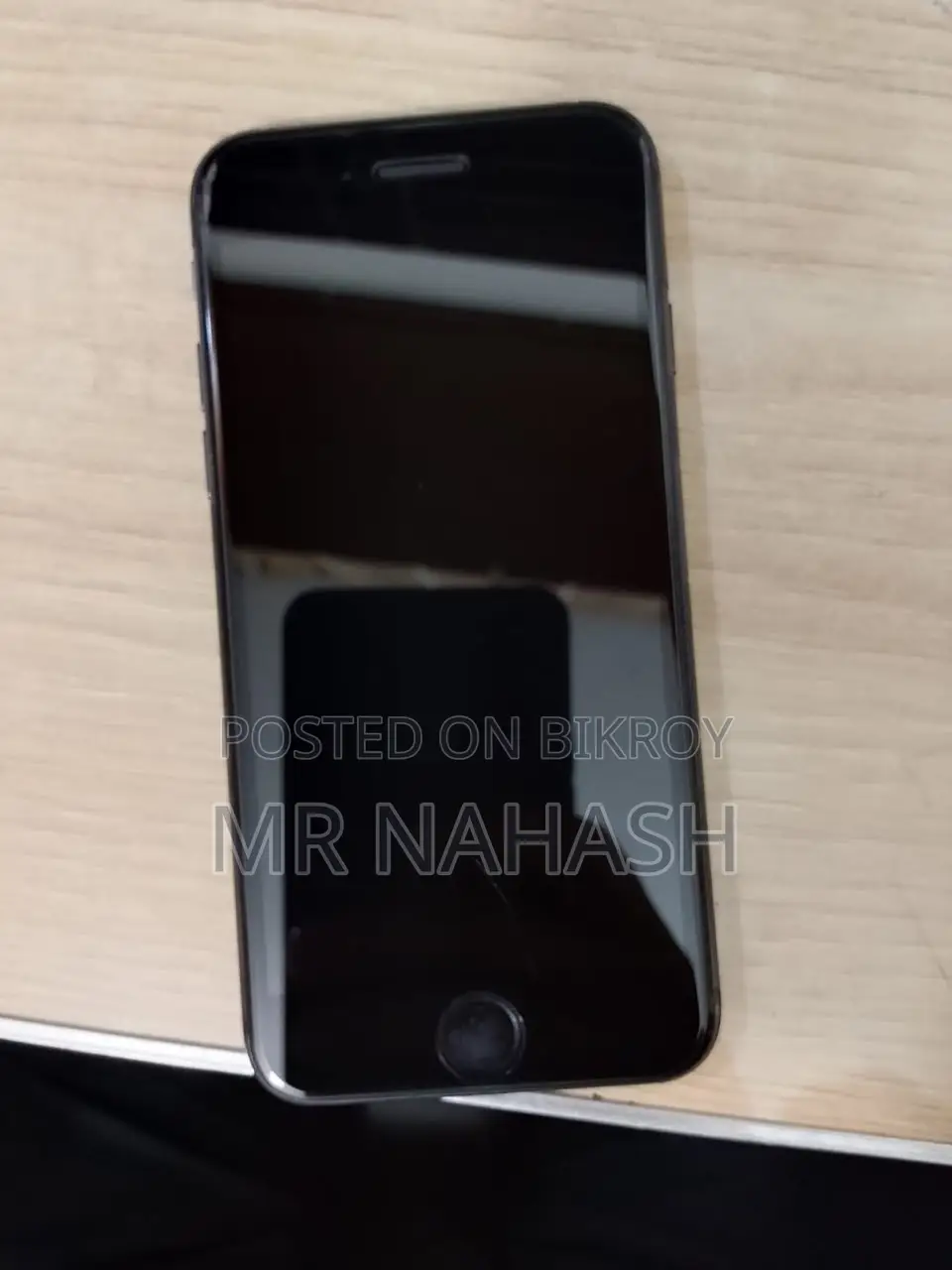 অ্যাপল আইফোন ৮ ৬৪ জিবি কালো
