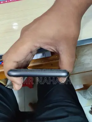 অ্যাপল আইফোন ৮ ৬৪ জিবি কালো