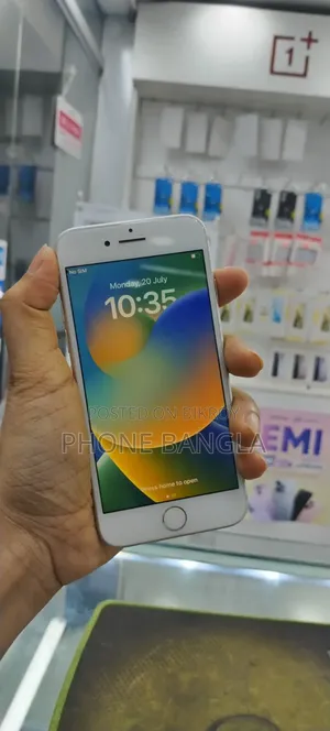 Apple iPhone 8 64 GB White