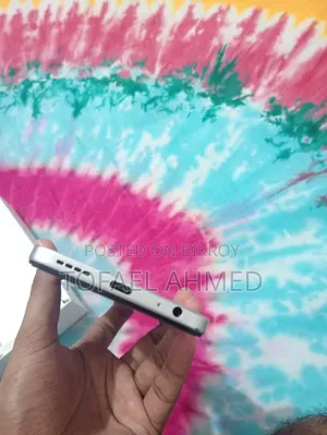 Infinix Hot 60i 256 GB White