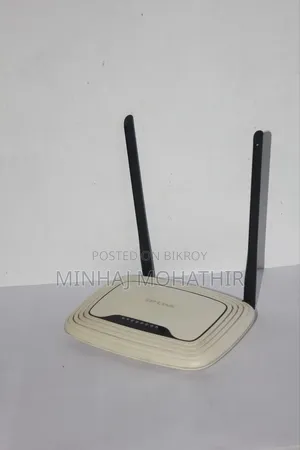 TP-Link TL-WR841N (300Mbps) Router - Available With Original Charger!
