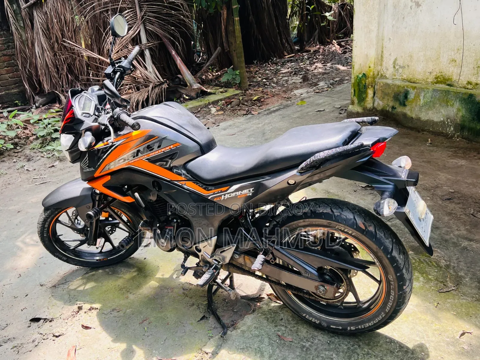 Honda Hornet 2021 Orange
