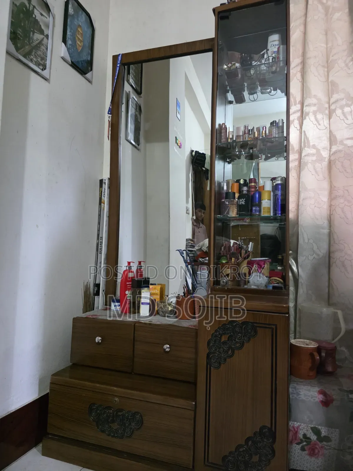 Furniture Dressing Table