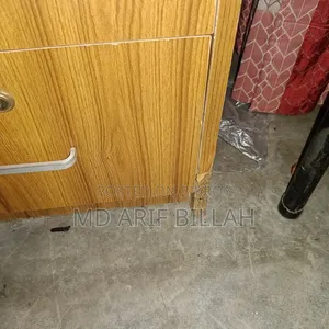 টাকার জন্য বিক্রি করছি
