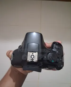 Canon 1300d