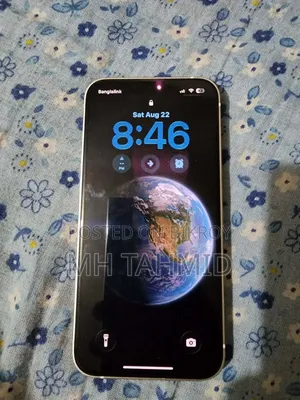 অ্যাপল আইফোন ১৩ ১২৮ জিবি হোয়াইট