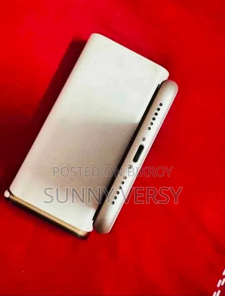 Apple iPhone 11 128 GB White
