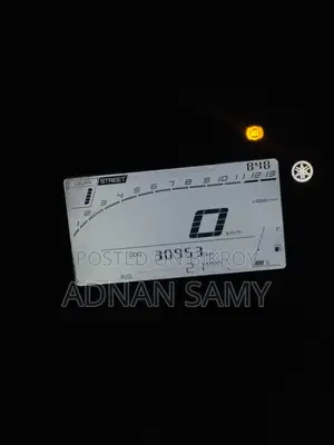 Yamaha R15M 2023 Silver