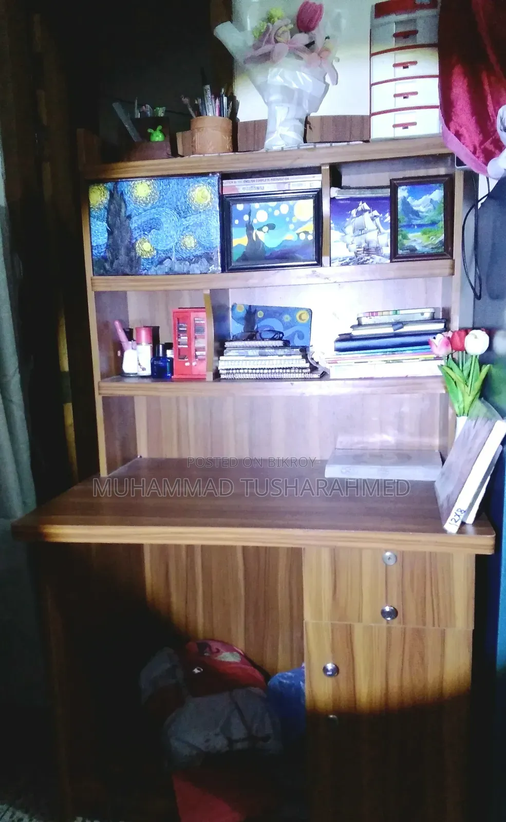 Study Table With 4 Shelves Size 5'3