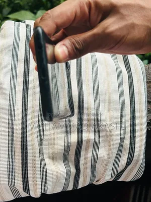স্যামসাং গ্যালাক্সি এ২০এস ৬৪ জিবি কালো