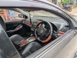 Toyota Premio 1.5 Front-Wheel Drive 2010 Gray