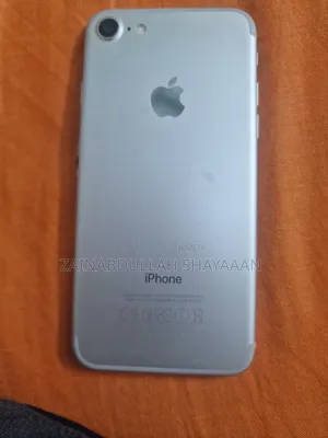 নতুন অ্যাপল আইফোন ৭ ৩২ জিবি সিলভার