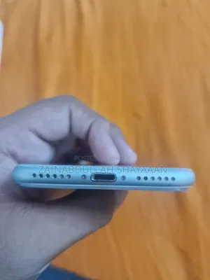 নতুন অ্যাপল আইফোন ৭ ৩২ জিবি সিলভার