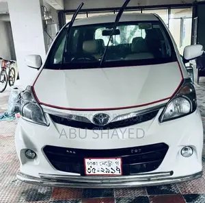 টয়োটা আভানজা ২০১২ হোয়াইট