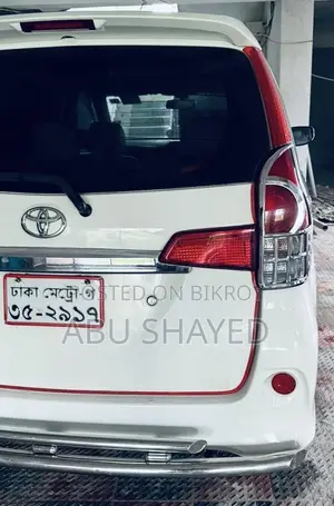 টয়োটা আভানজা ২০১২ হোয়াইট