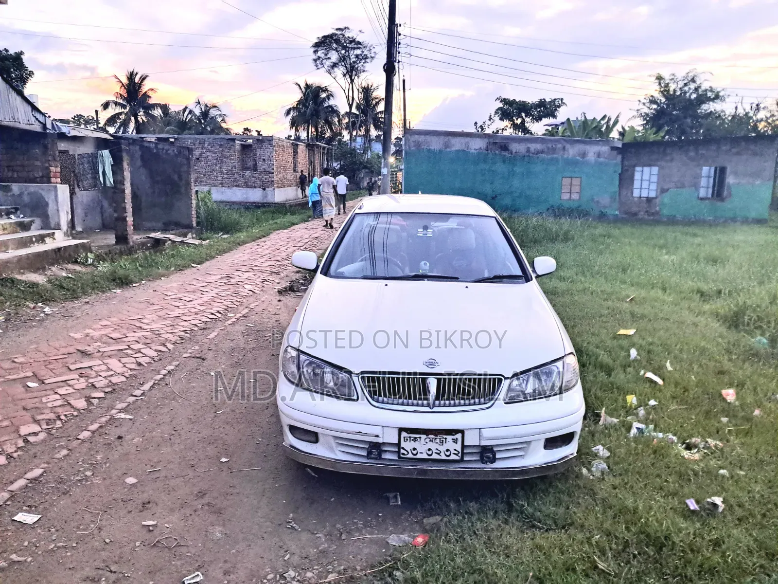 Nissan Sunny 2003 White