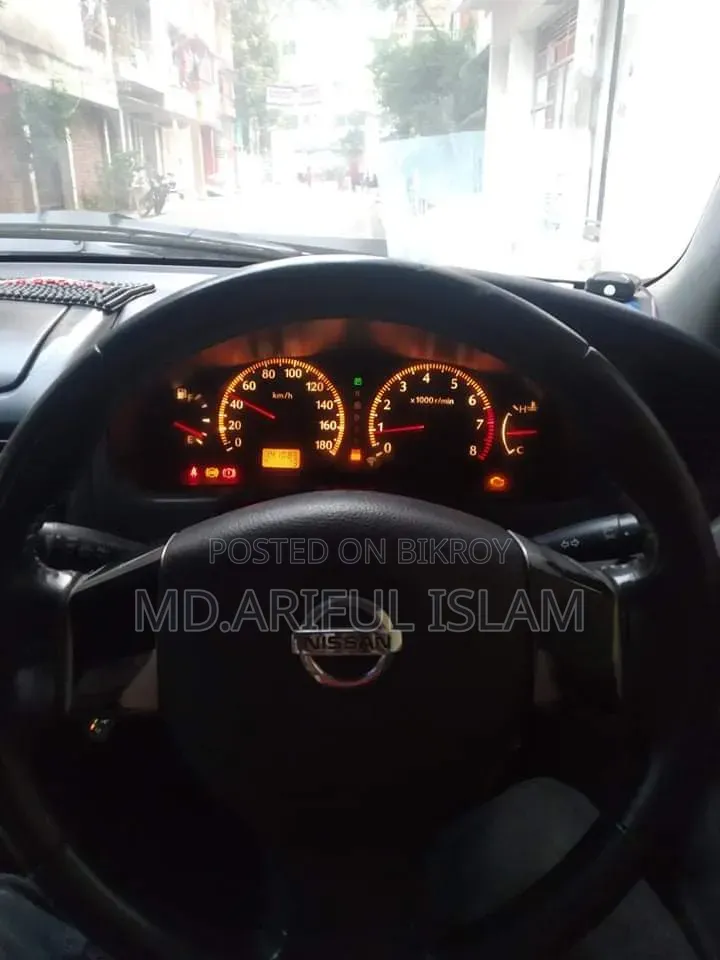 Nissan Sunny 2003 White