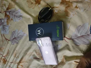 মটোরোলা মোটো জি৪২ ৬৪ জিবি গোল্ড